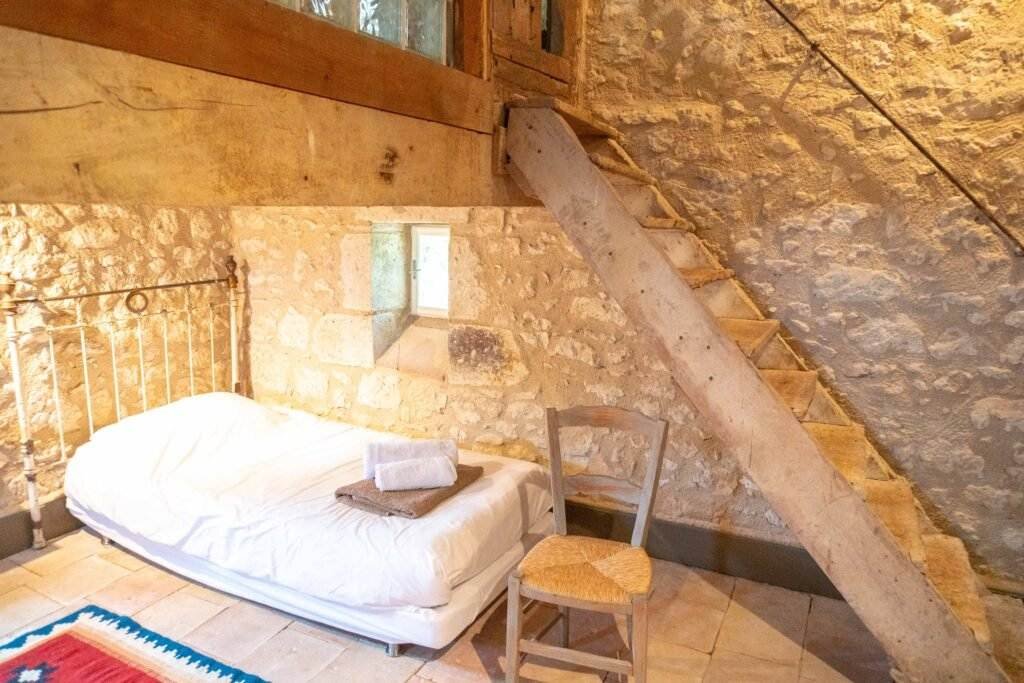 Chateau Coty Pigeonnaire Pi-9