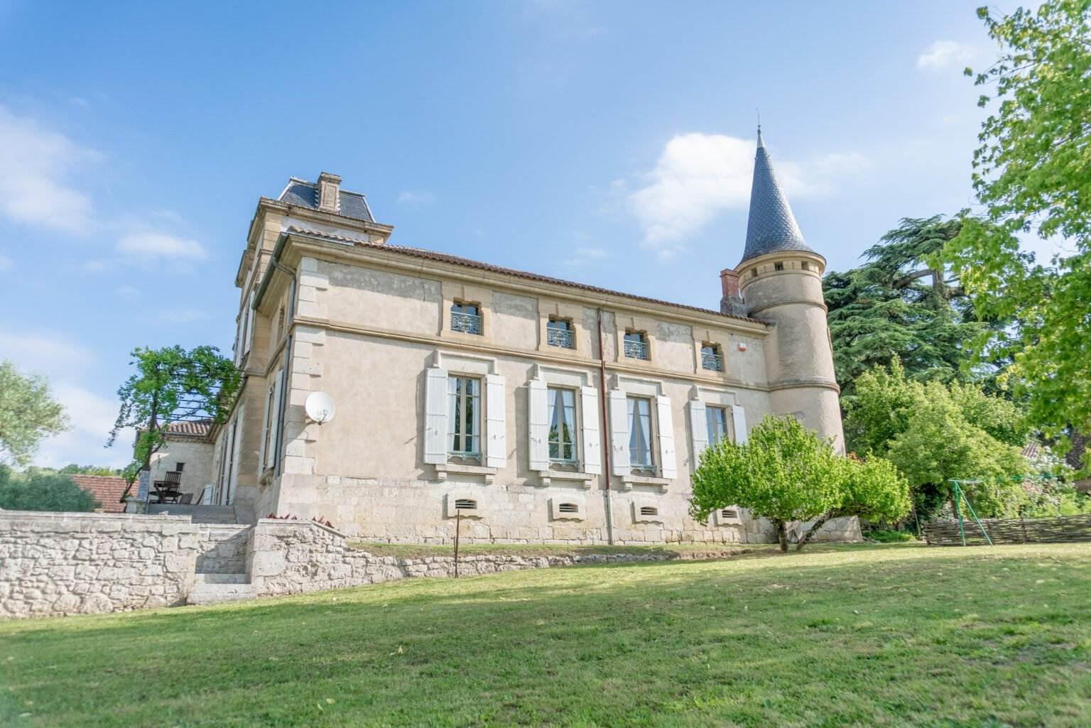 Chateau Coty Rent a Castle France Outside-1GA