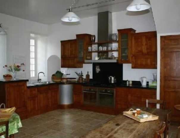 Château des Vagues - Cheap group castle France (7)