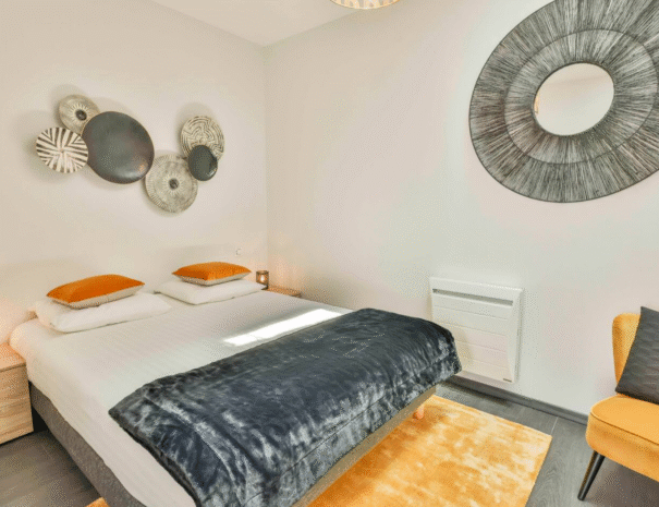 Manoir de la Comtesse- castle holidays southern france 50+ people (10)