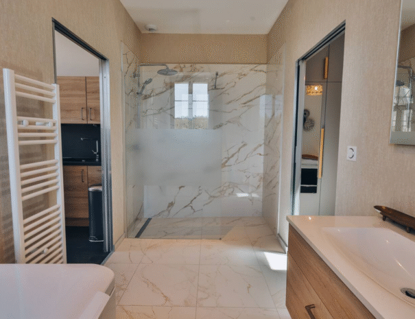 Manoir de la Comtesse- castle holidays southern france 50+ people (20)